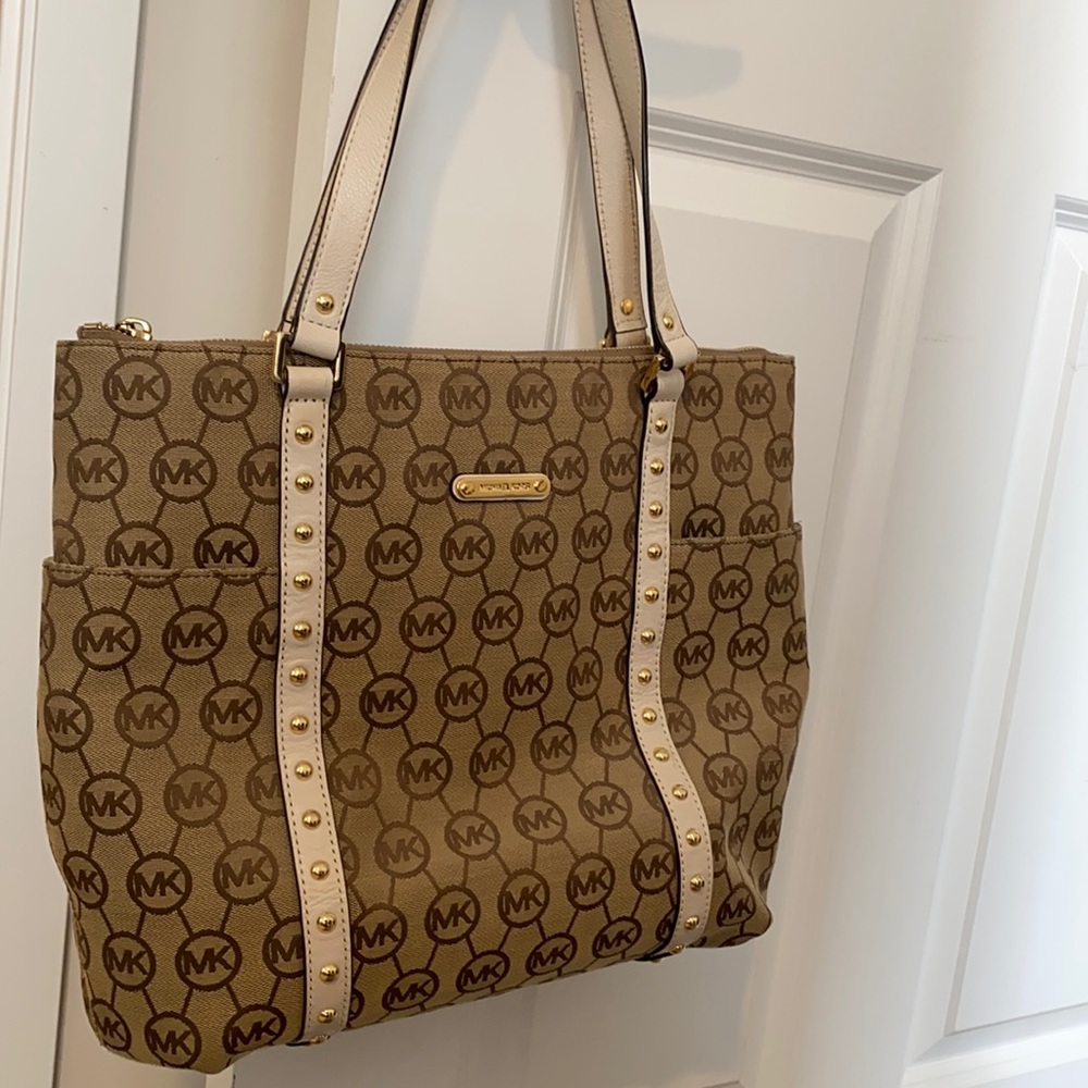 michael kors tote, great condition
